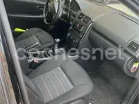 Usado Mercedes A160 Elegance 75 CV (55 kW) 2004 Negro Monovolumen