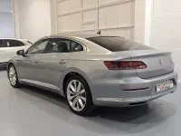 Usado VW Arteon 190 CV (139 kW) 2020 Gris / plata Berlina