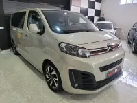 Usado Citroën Spacetourer Shine 150 CV (110 kW) 2019 Gris / plata Monovolumen