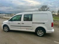 Usado VW Caddy Maxi Trendline 122 CV (89 kW) 2019 Blanco Monovolumen