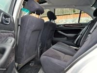 Usado Honda Accord Elegance 147 CV (108 kW) 2000 Plateado Berlina