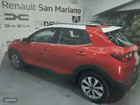 Usado Kia Stonic 120 CV (88 kW) 2021 Rojo SUV