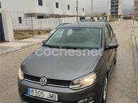 Usado VW Polo Advance 90 CV (66 kW) 2017 Gris / plata Berlina