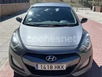 Usado Hyundai i30 Base 90 CV (66 kW) 2012 Gris / plata Berlina