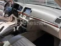 Usado Hyundai Sonata Comfort 140 CV (102 kW) 2007 Beige Berlina