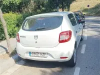 Usado Dacia Sandero Base 75 CV (55 kW) 2014 Blanco Berlina