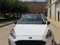 Usado Ford Fiesta Active 100 CV (73 kW) 2019 Blanco Utilitario
