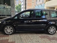 Usado VW Touran Highline 140 CV (102 kW) 2007 Negro Monovolumen