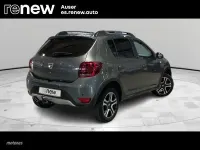 Usado Dacia Sandero 90 CV (66 kW) 2018 Gris Berlina