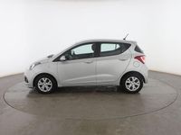 Usado Hyundai i10 67 CV (49 kW) 2016 Gris Utilitario