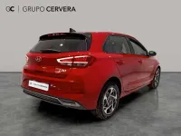 Nuevo Hyundai i30 101 CV (74 kW) 2026 Rojo Utilitario