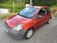 Używany Ford Fiesta Trend 68 KM (50 kW) 2006 Czerwony Hatchback