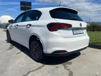 Usado Fiat Tipo Cross 95 CV (69 kW) 2022 Blanco Berlina