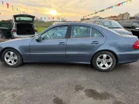 Usado Mercedes E320 204 CV (150 kW) 2004 Gris Berlina