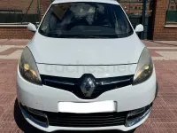 Usado Renault Scénic III Business 110 CV (80 kW) 2013 Blanco Monovolumen