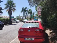 Usado Seat Leon Sport 105 CV (77 kW) 2005 Rojo Utilitario