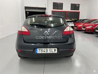 Usado Renault Mégane 105 CV (77 kW) 2010 Gris / plata Berlina