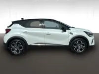 Usado Renault Captur Zen 145 CV (106 kW) 2022 Blanco con techo negro SUV