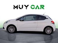 Usado Peugeot 208 Style 82 CV (60 kW) 2018 Blanco Utilitario