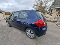 Usado Toyota Auris 90 CV (66 kW) 2007 Azul Utilitario