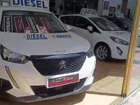 Usado Peugeot 2008 Active 110 CV (80 kW) 2021 Blanco SUV