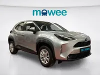 Usado Toyota Yaris Cross Business Edition 116 CV (85 kW) 2024 Gris / plata SUV