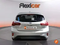 Usado Ford Focus ST-Line 155 CV (114 kW) 2024 Negro Berlina