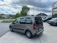 Usado Citroën Berlingo XTR 120 CV (88 kW) 2016 Beige Monovolumen