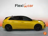 Usado Opel Astra 131 CV (96 kW) 2022 Amarillo Utilitario