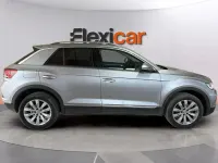 Usado VW T-Roc 150 CV (110 kW) 2023 Gris SUV