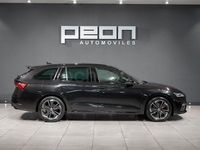 Usado Skoda Octavia RS 200 CV (147 kW) 2021 Negro Familiar