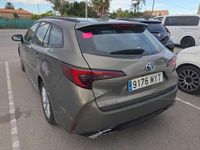 Usado Toyota Corolla Active 140 CV (102 kW) 2025 Marrón Familiar