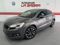 Usado DS Automobiles DS4 Design 120 CV (88 kW) 2016 Gris / plata Berlina