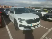 Usado Skoda Kodiaq SportLine 150 CV (110 kW) 2022 Blanco SUV