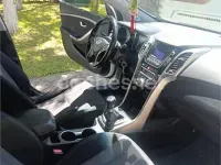 Usado Hyundai i30 GO! 110 CV (80 kW) 2013 Blanco Berlina