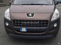 Usado Peugeot 3008 Active 115 CV (84 kW) 2013 Marrón Familiar