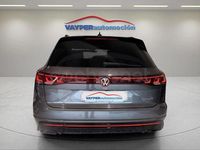 Usado VW Touareg R 462 CV (339 kW) 2025 Gris / plata SUV
