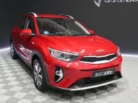 Usado Kia Stonic 100 CV (73 kW) 2023 Rojo SUV