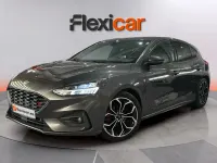 Używany Ford Focus ST-Line 184 KM (135 kW) 2018 Szary Sedan/Limuzyna