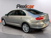 Usado Seat Toledo XCELLENCE 110 CV (80 kW) 2018 Gris Utilitario