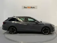 Usado Cupra Leon 150 CV (110 kW) 2025 Gris / plata Familiar