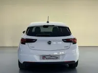 Usado Opel Astra Dynamic 150 CV (110 kW) 2018 Blanco Utilitario
