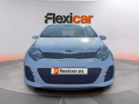 Usado Kia Rio 84 CV (61 kW) 2016 Blanco Utilitario