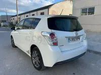 Käytetty Toyota Verso Advance 124 HP (91 kW) 2013 Valkoinen Tila-auto