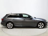 Usado Audi A4 163 CV (119 kW) 2023 Gris Familiar