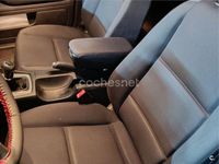 Usado Audi A4 130 CV (95 kW) 2003 Negro Familiar