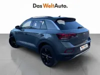 Usado VW T-Roc 110 CV (80 kW) 2023 Gris SUV