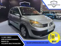 Usado Renault Scénic Dynamique 105 CV (77 kW) 2006 Gris / plata Monovolumen