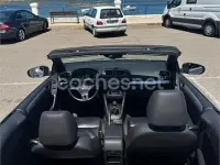 Usado VW Golf 105 CV (77 kW) 2011 Gris / plata Descapotable