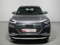 Usado Audi Q4 e-tron 210 kW (286 CV) 2025 Gris SUV